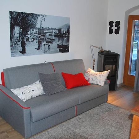 Apartmán Mini Midlake Codice Cipat 022229-At-410061 Mezzolago Exteriér fotografie