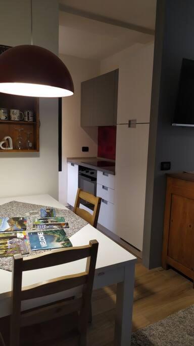 Apartmán Mini Midlake Codice Cipat 022229-At-410061 Mezzolago Exteriér fotografie